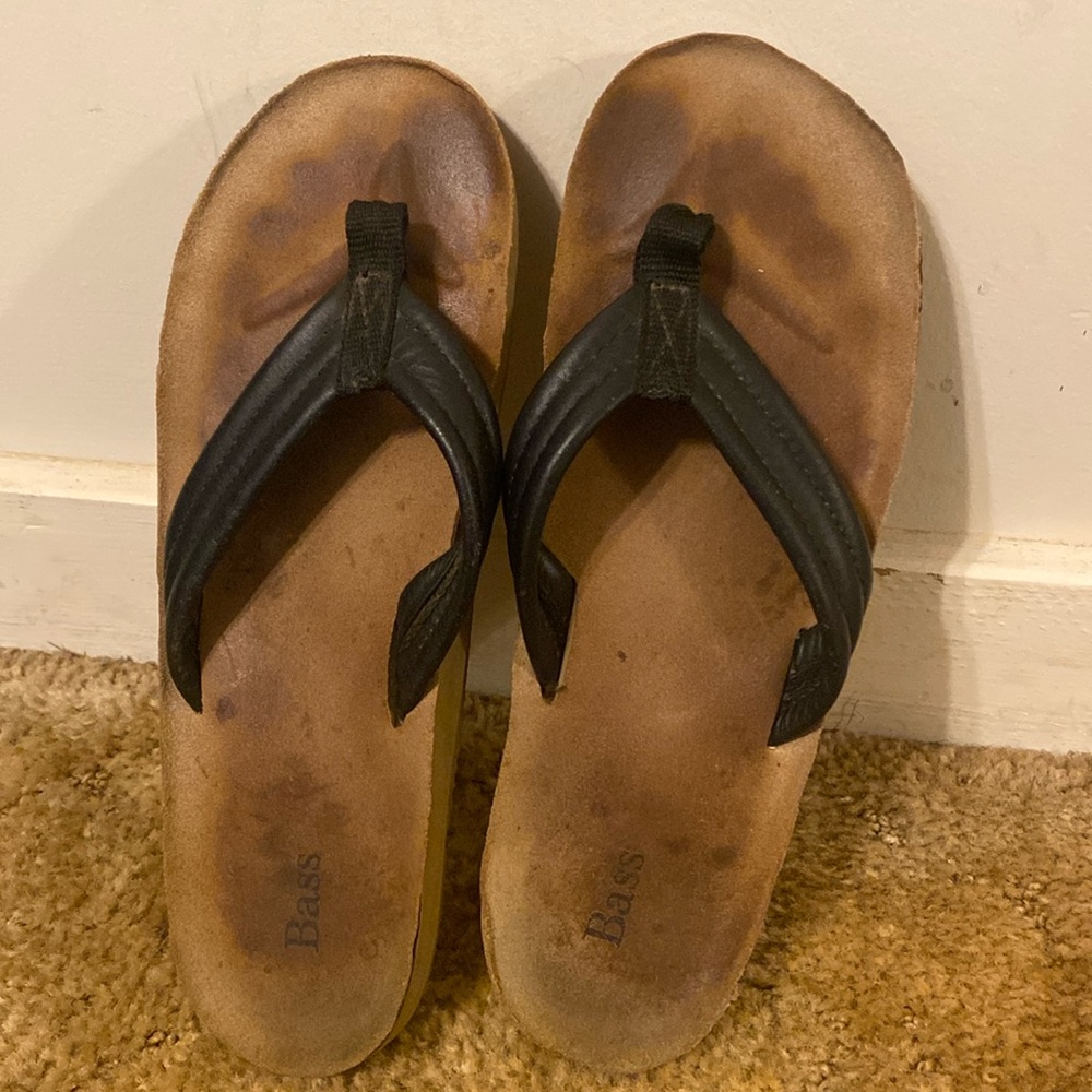 💫 Bass Sandals 8